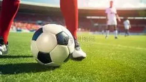 “足坛巨星风云榜：环足奖最佳男足精英15强，登贝莱、哈兰德、姆巴佩领衔闪耀对决！”